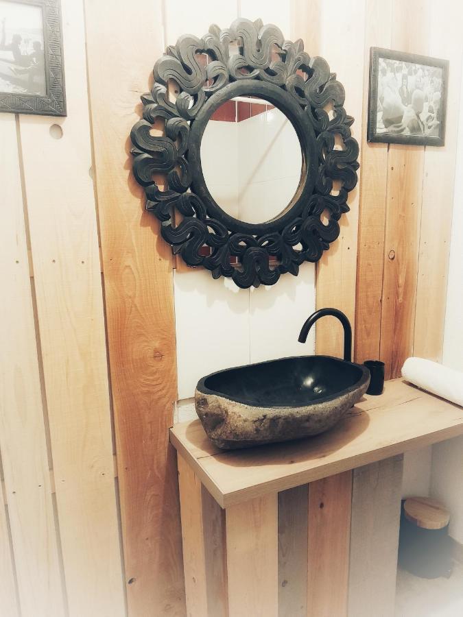 L'Échappée belle à l'Étang d'Anty -appartement Saint-Nabord Habitación foto